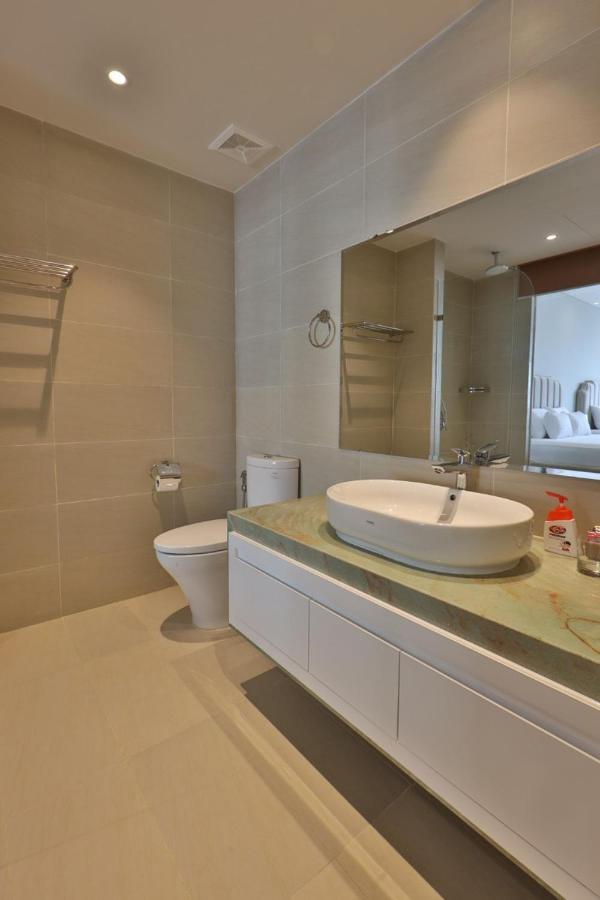 Highsea Goldcoast Superview Apartment Nha Trang Exteriör bild